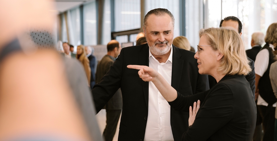 BM Leonore Gewessler mit dem burgenländischen LH Doskozil